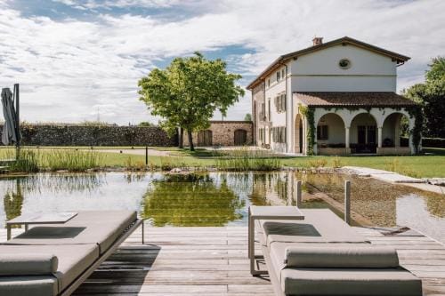 Corte Lanfranconi relais adults only Hotel in Lake Garda