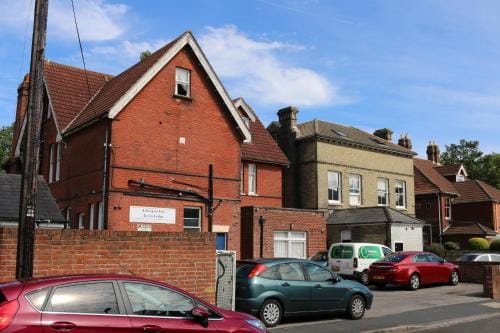 Acorn Lodge Guest House - Free parking Hotel in Gosport