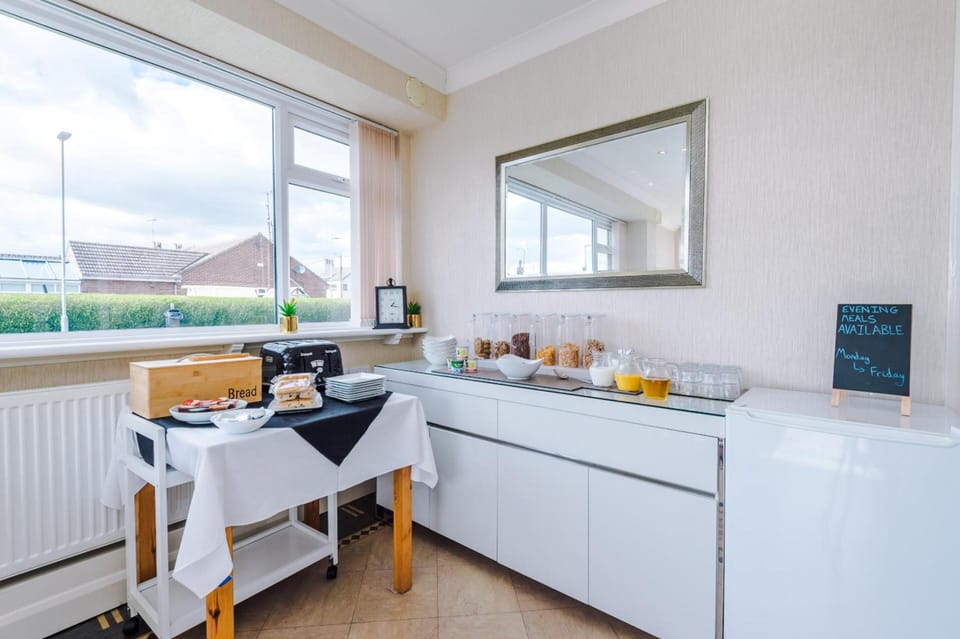 Holcombe Guest House Hotel in West Lindsey District