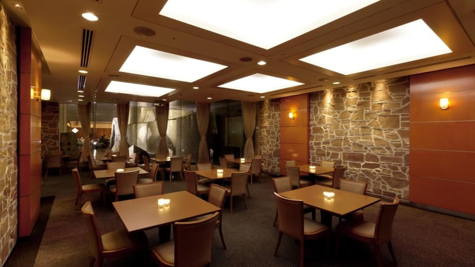 Bar/lounge