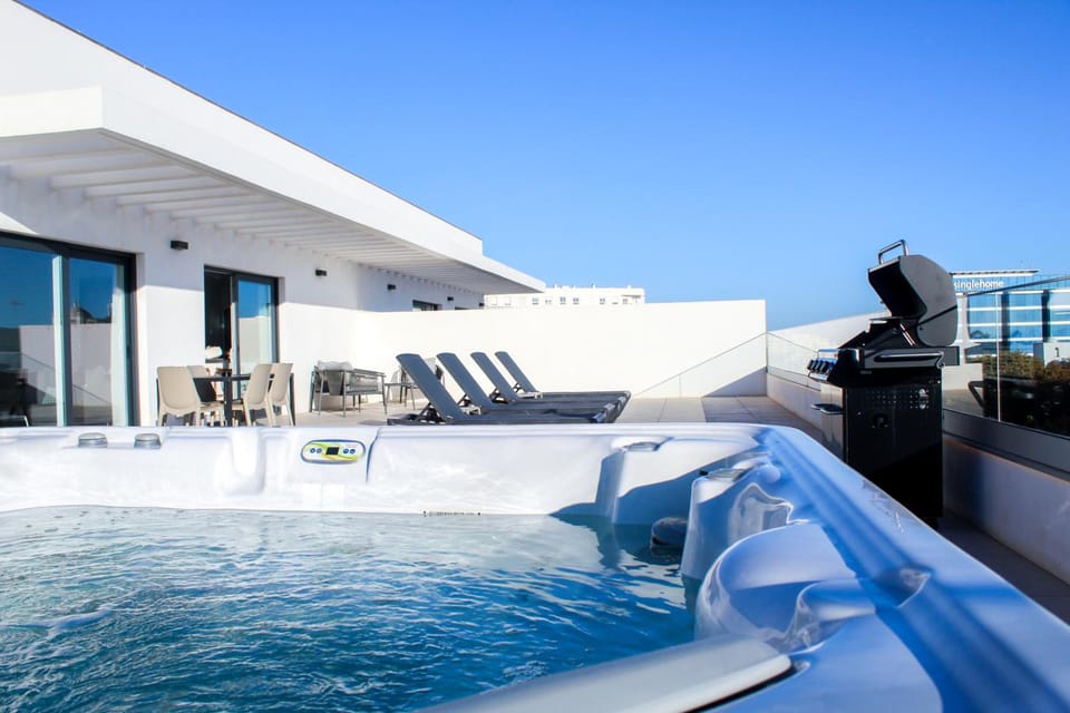 Aqua Apartments Bellamar, Marbella Hotel in Marbella