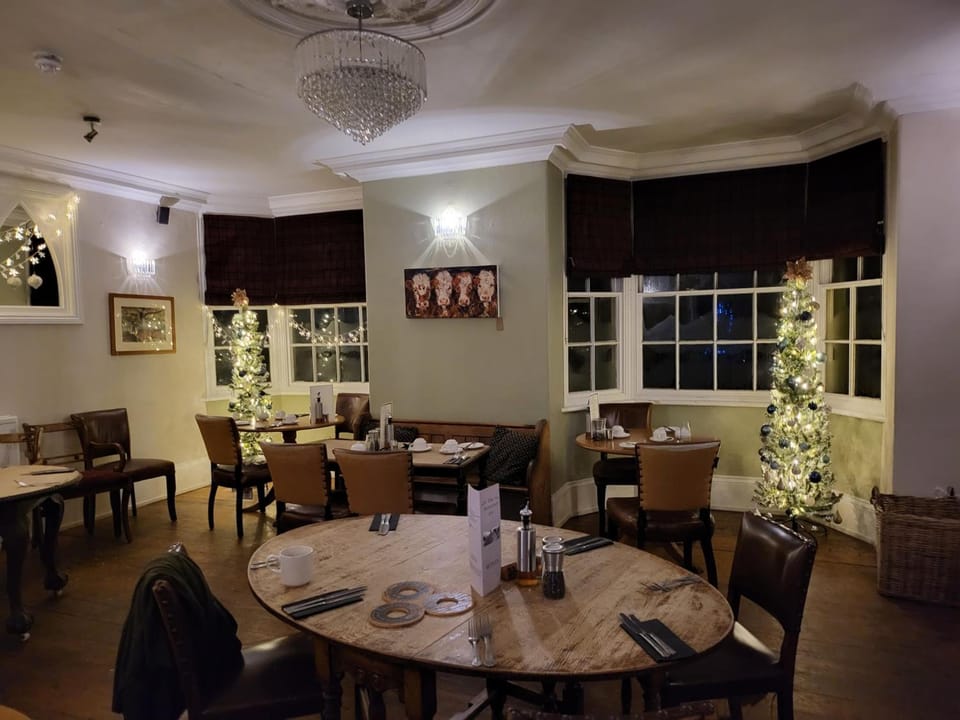 The Manifold Inn Hotel Inn in Staffordshire Moorlands District