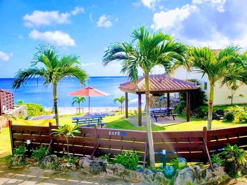 ALOALO BEACH 川平 Lodge in Okinawa Prefecture