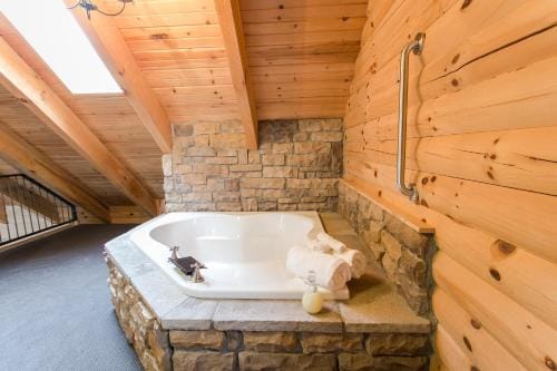 Coblentz Country Lodge by Amish Country Lodging Hotel in Berlin