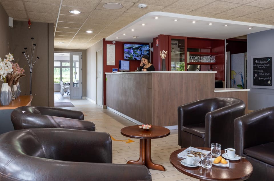 The Originals City, Hôtel Mâcon Nord Hotel in Bourgogne-Franche-Comté