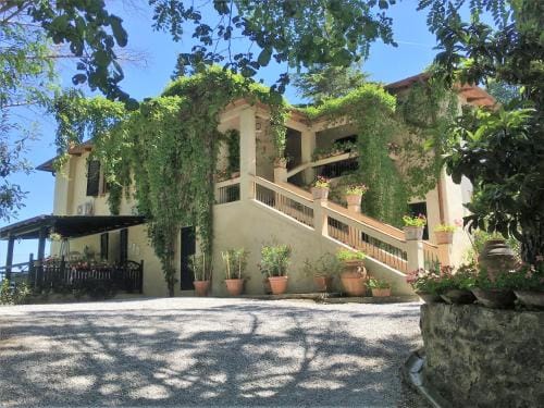 Agriturismo Il Paradiso Hotel in Tuscany