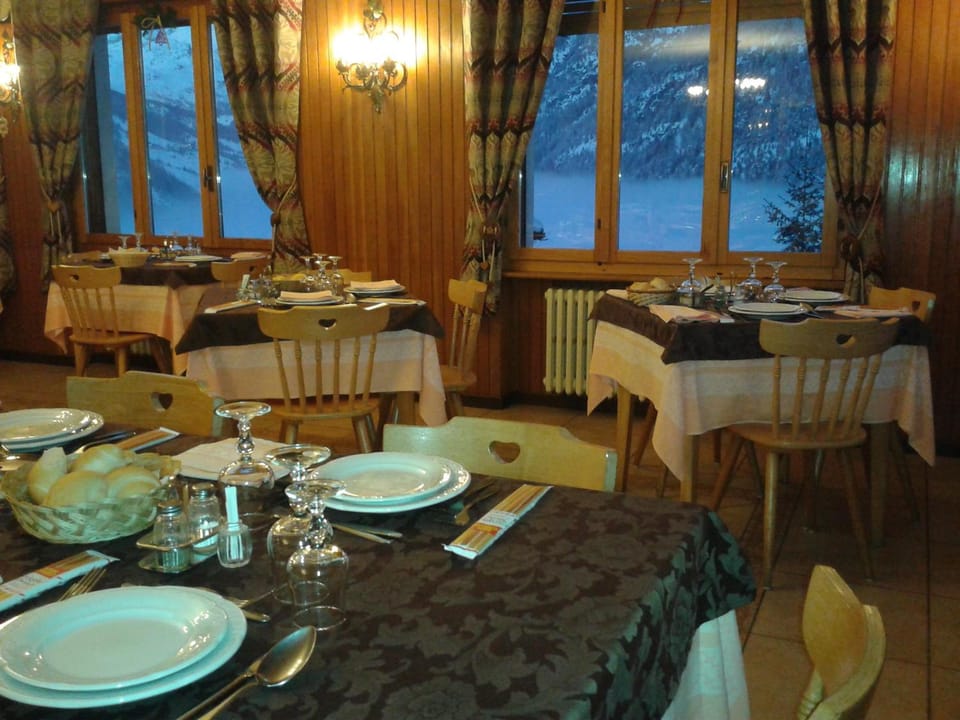 Hotel Alpe Fleurie Hotel in Aosta Valley, Italy