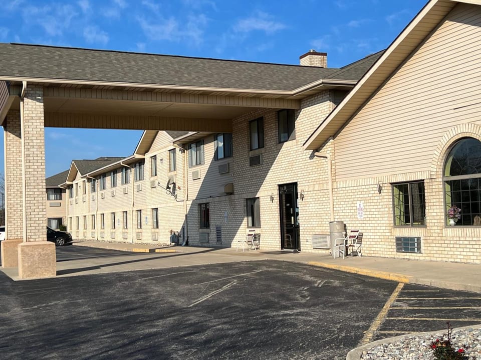 Express Inn & Suites Hotel in Indiana