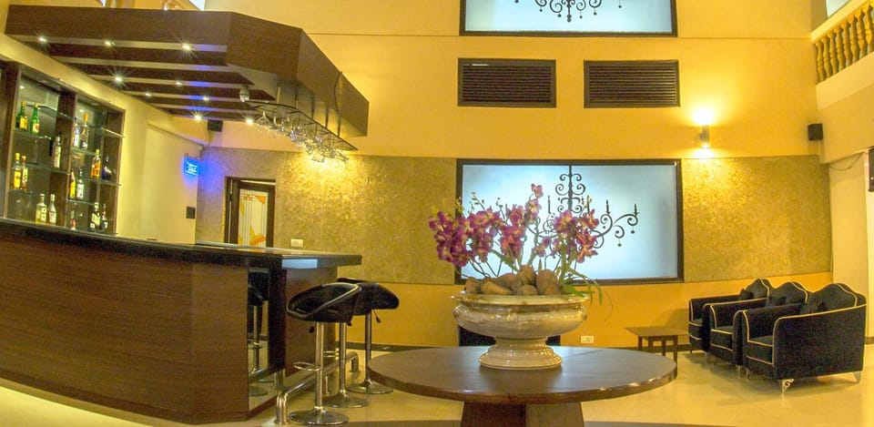 Bar/lounge