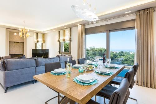 Luxury Cretan Villas with private pools Hotel in Crete