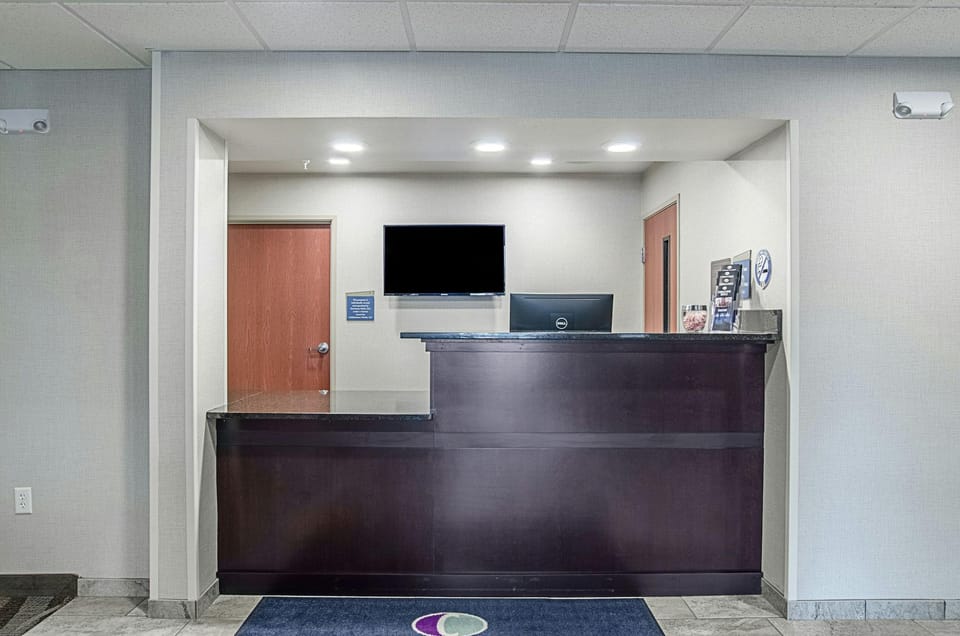 Cobblestone Inn & Suites - Guernsey Hotel in Wyoming