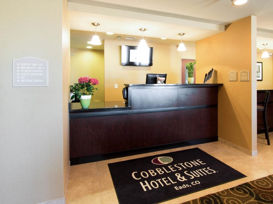 Cobblestone Inn & Suites - Eads Inn in Colorado