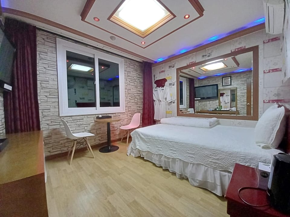 Chilgok Palgongsan Honeymoon Motel in South Korea