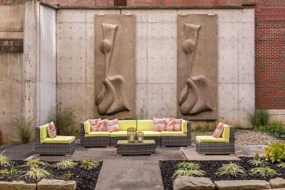 BLU-Tique, Akron, a Tribute Portfolio Hotel Hotel in Akron