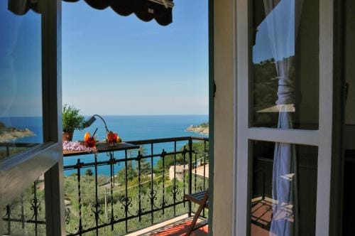 Hotel Villa Belvedere Hotel in Bonassola