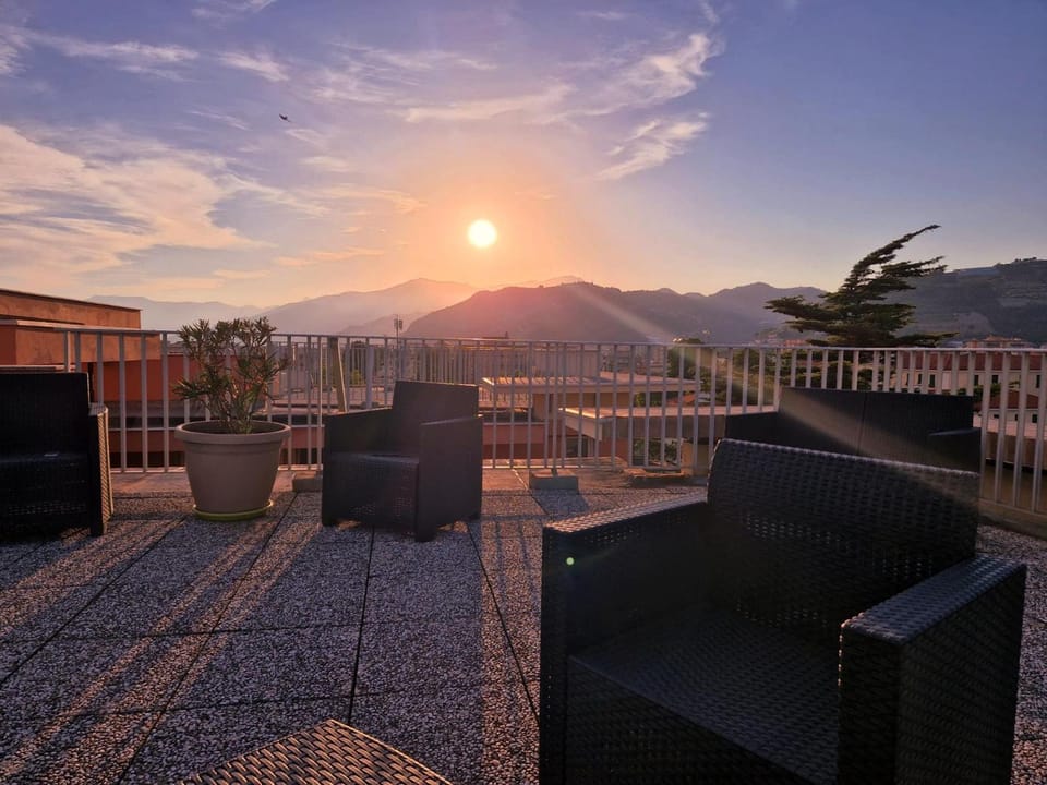 Residence Laura Hotel in Vallecrosia