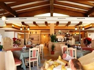 Hotel Residence Bellavista - Camping Polsa Hotel in Trentino-South Tyrol