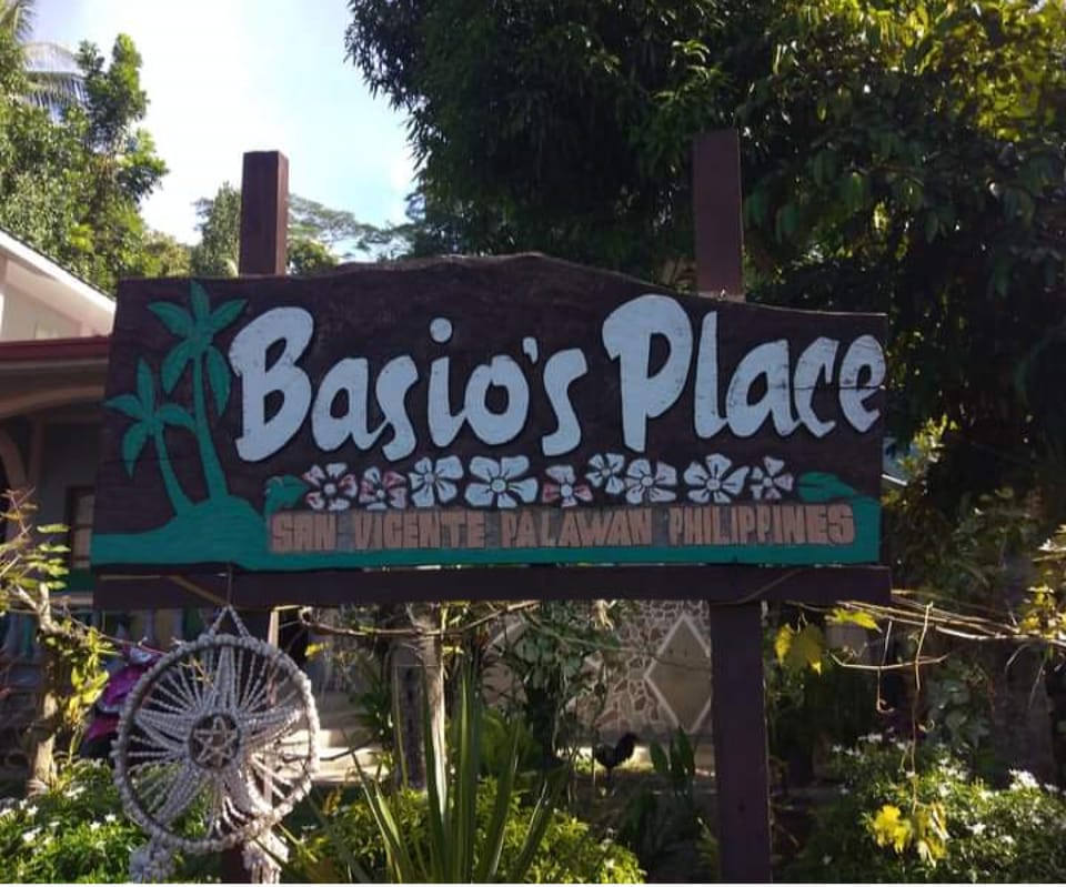 Basios Place Tourist Inn by RedDoorz Inn in San Vicente