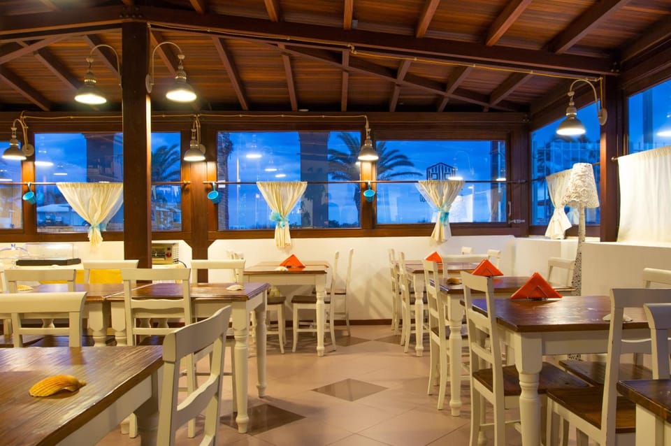 Bar/lounge
