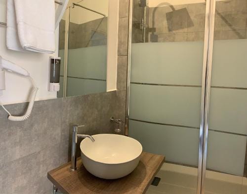 GALLERIA DEL TORO 3 rooms Hotel in Bologna