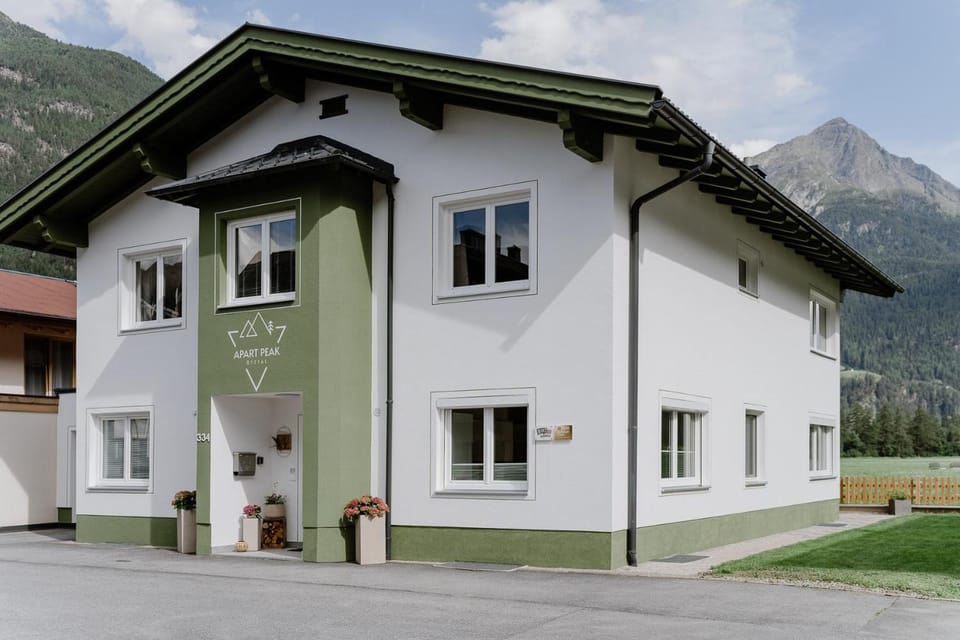 Apart Peak Otztal Hotel in Trentino-South Tyrol