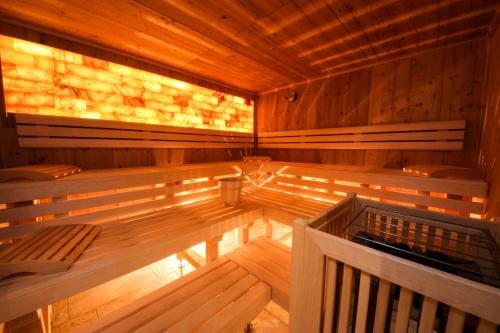 TALHEIMER Grias di & Hoamat since 1958 inklusive Therme TAUERN SPA & Jokercard Hotel in Salzburgerland