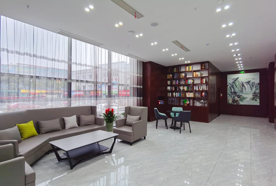 GEM Hotel Nanjing Dachang Xinhua Road Pedestrian Street Hotel in Nanjing