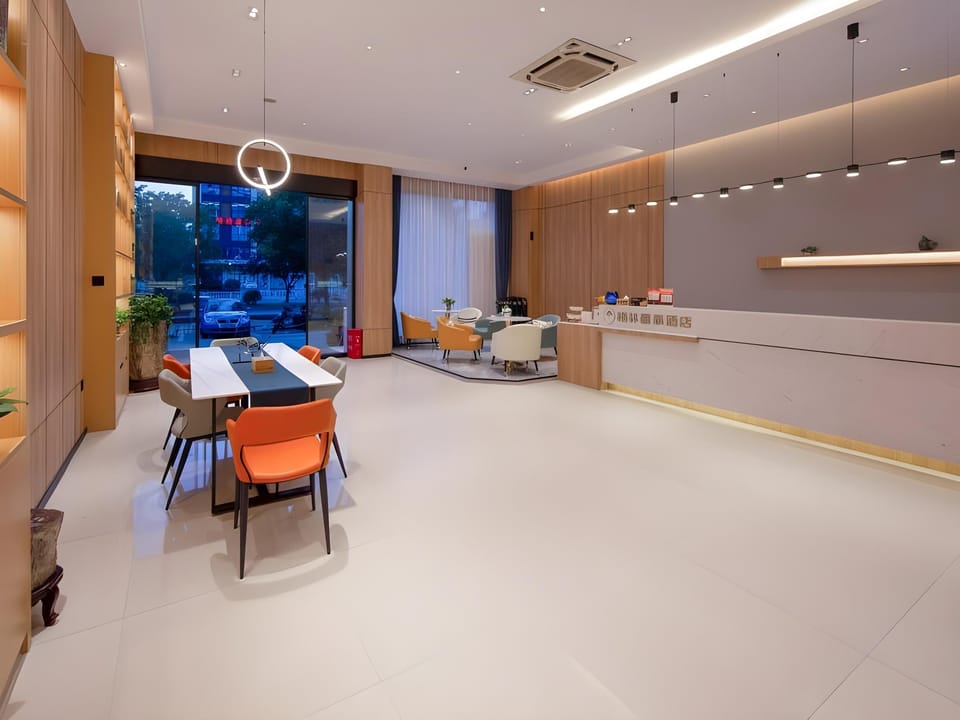 Green Tree Inn Jiaxing Haining Leather City Hotel in Hangzhou