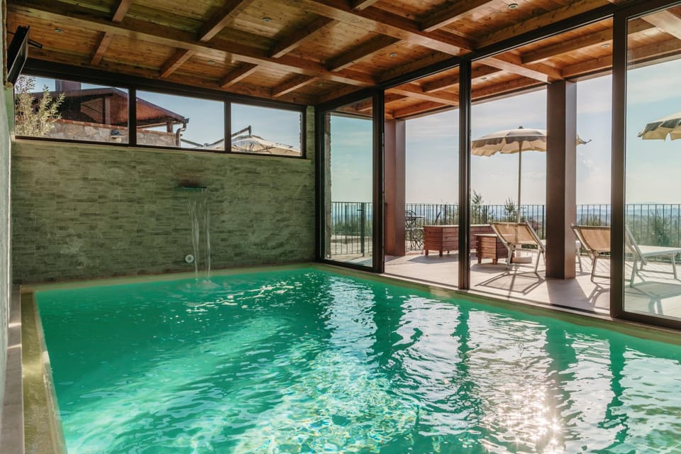 Villa Di Sotto Hotel in Tuscany
