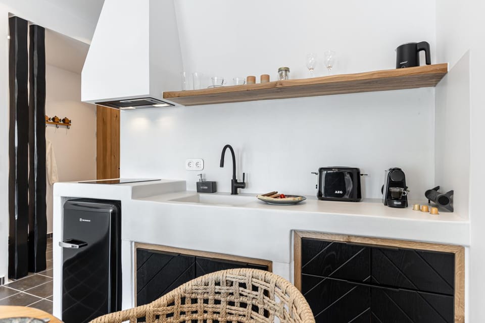 Fleria Seaview Suites Hotel in Naxos