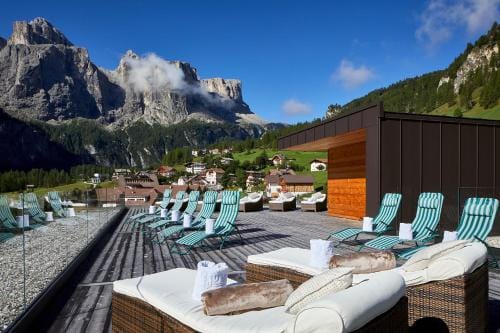 Mountain Hotel Mezdi Hotel in Trentino-South Tyrol