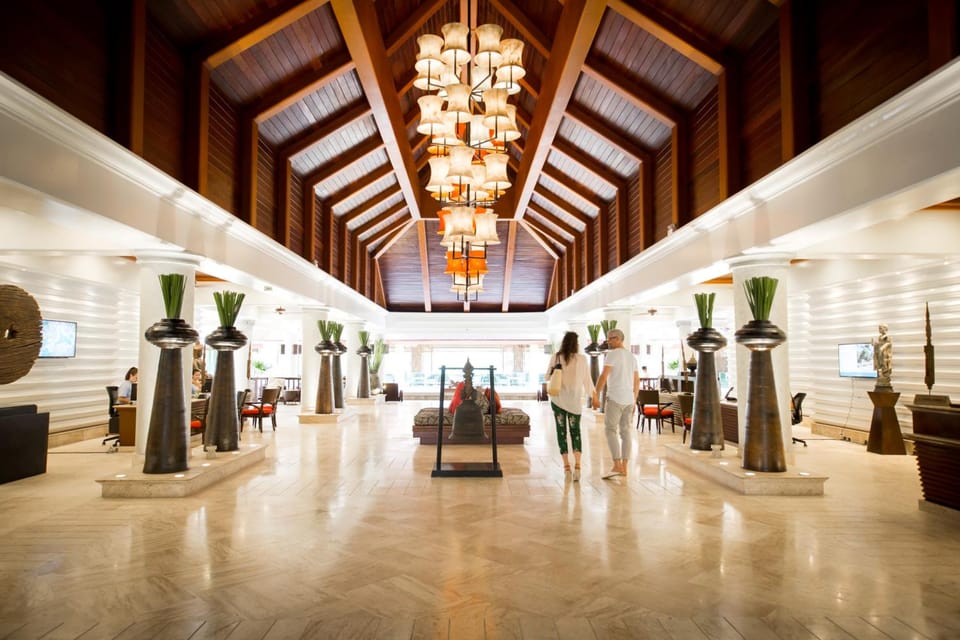 ROBINSON KHAO LAK Hotel in Khuekkhak