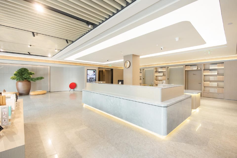Ji Hotel Nanjing Jiangning University Town Hushan Road Hotel in Nanjing