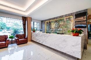 Starway Hotel Wuxi Lingshan Scenic Area Hotel in Suzhou