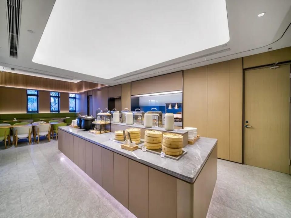 Ji Hotel Huzhou Changxing Zhongyang Boulevard Hotel in Suzhou