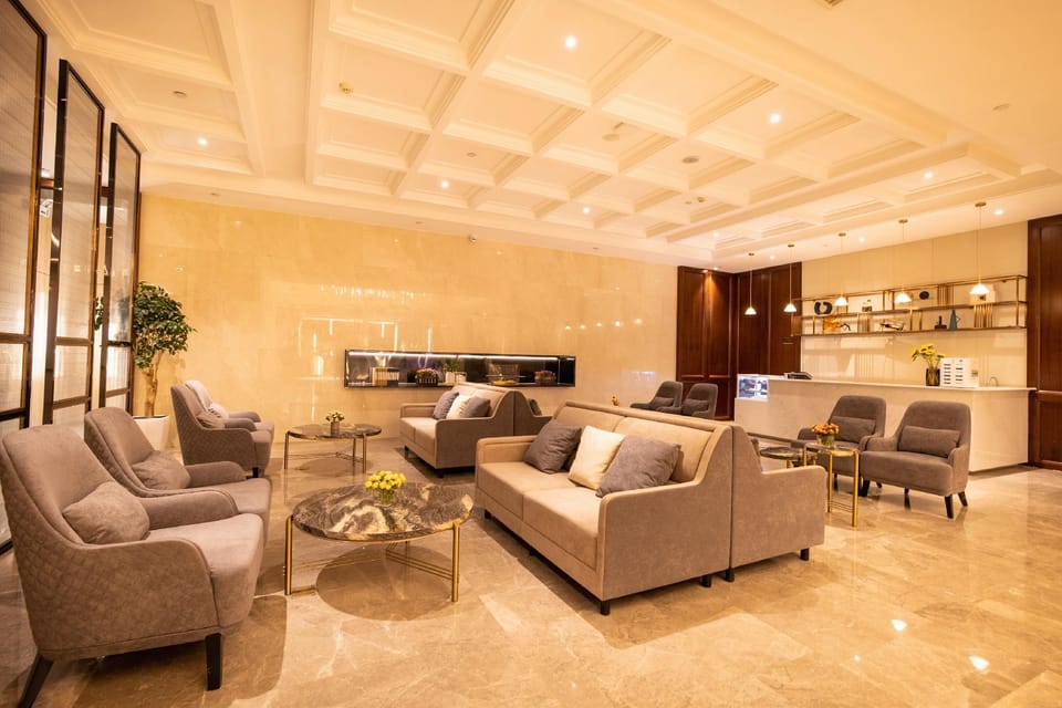 Madison Zhengzhou Erqi Square Hotel in China