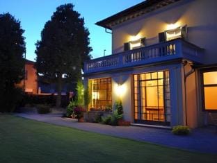 Al Porto Di Lucca B&B Hotel in Capannori