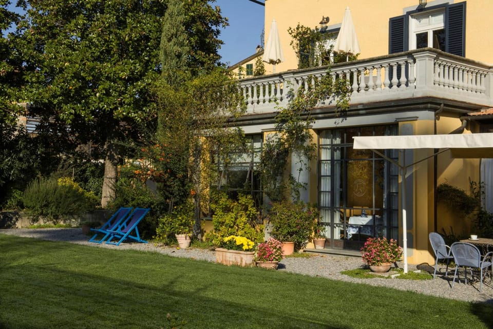 Al Porto Di Lucca B&B Hotel in Capannori