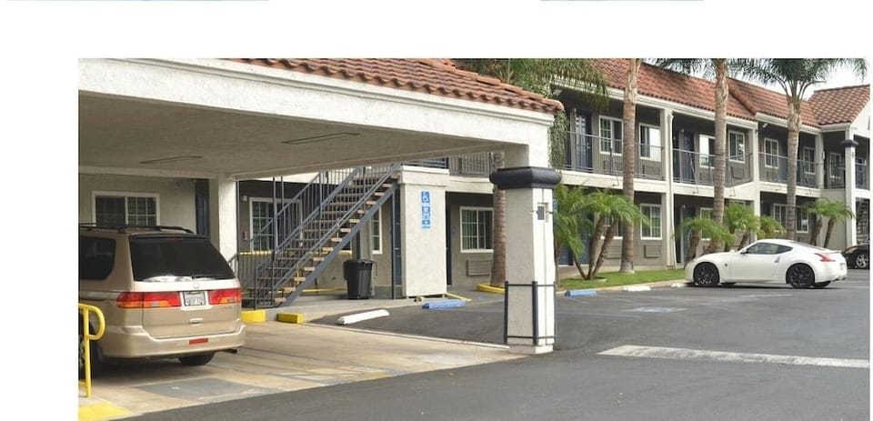 Welcome Inn Hotel in Corona