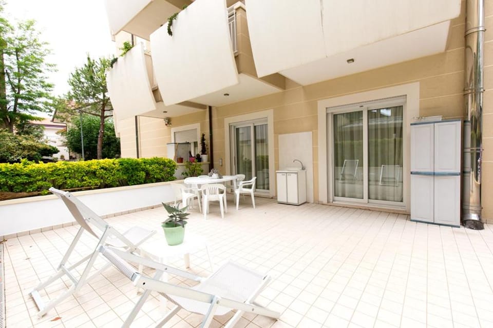 Aparthotel England Hotel in Riccione
