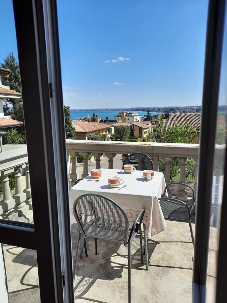 Appartamenti Esmera Hotel in Desenzano del Garda