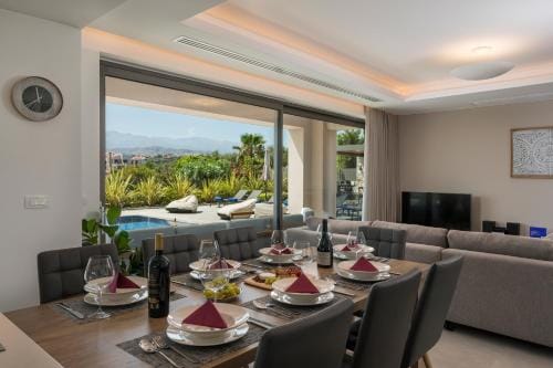 Imperium Luxury Villas-Sauna, Jacuzzi, Heated Pool & Gym-Chania Hotel in Crete
