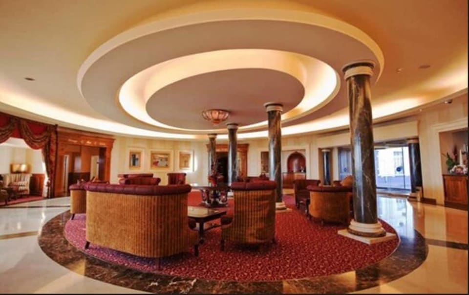 Galway Bay Hotel Hotel in Galway