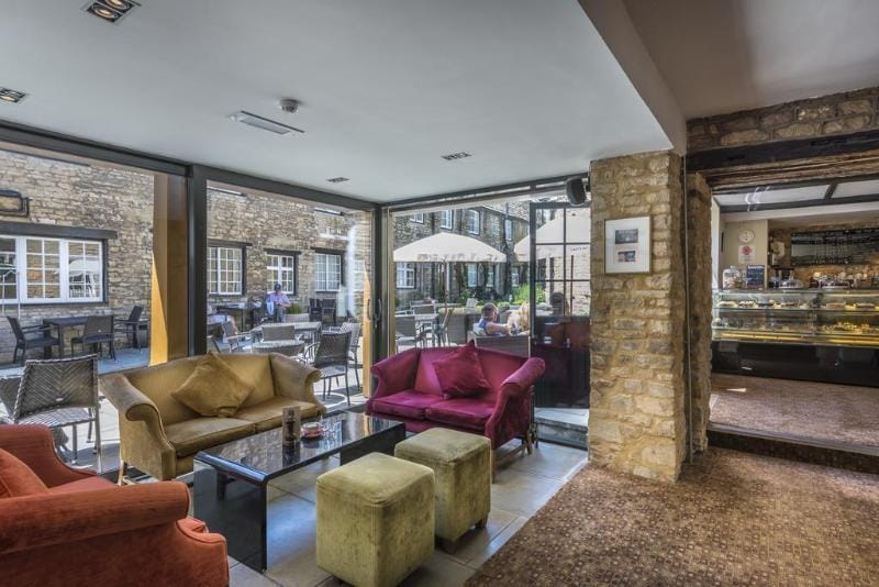 The Talbot Hotel, Oundle, Northamptonshire Hotel in Huntingdonshire District