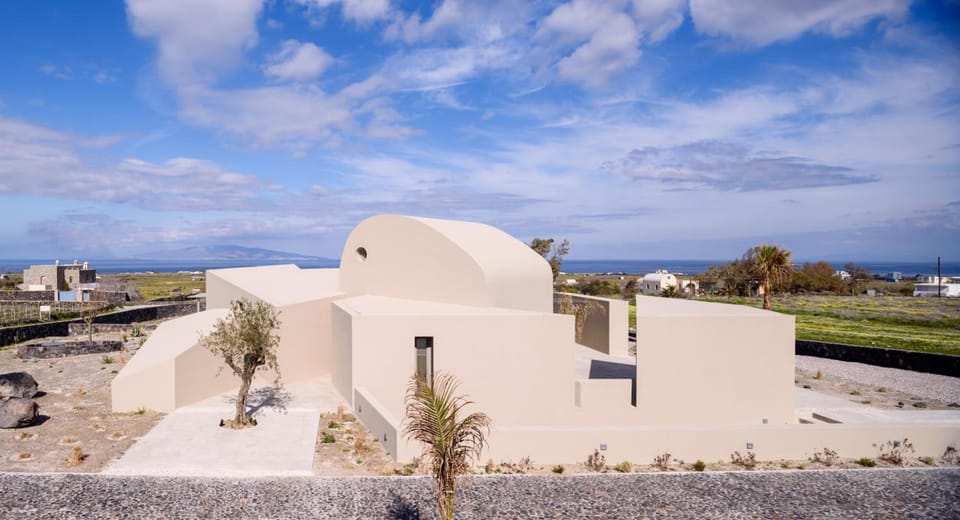Santopaz Suites Hotel in Santorini