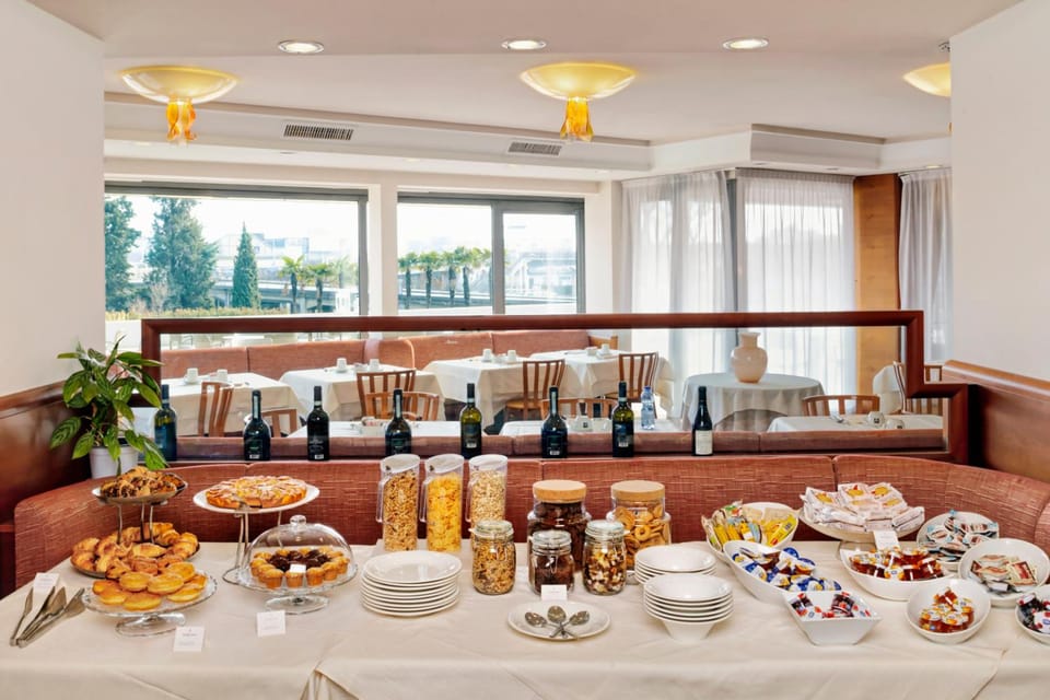 Porta Altinia Suites Hotel in Treviso