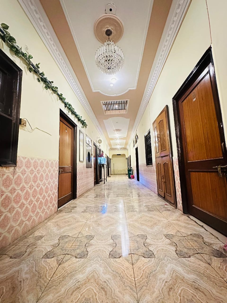 Hotel New Lucknow Hotel in Lucknow
