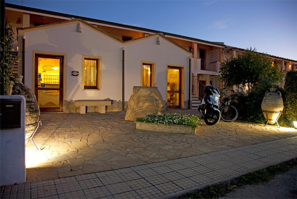 Hotel le Sabbie Hotel in Calasetta