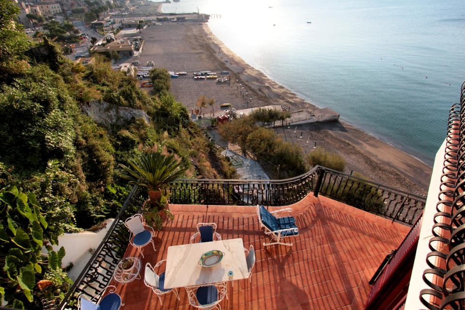 Due Relais - Panoramic Sea View Suites Apartment hotel in Vietri sul Mare