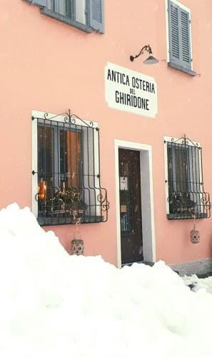 Antica Osteria Ghiridone Hotel in Canton of Ticino